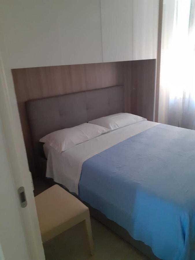 Ferienwohnung Casa Del Porto Savona Exterior foto