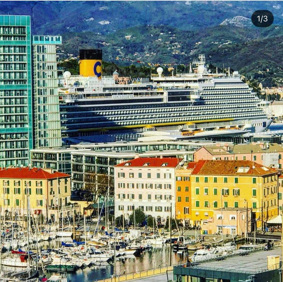Ferienwohnung Casa Del Porto Savona Exterior foto